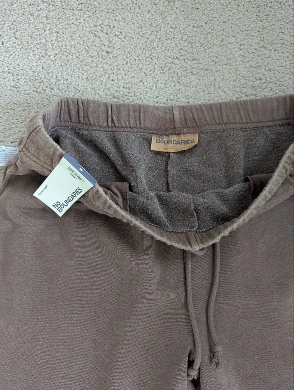No Boundaries Men's Brown Knit Joggers with Drawstring